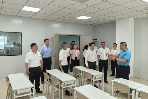 產(chǎn)教融合賦能智能制造 電子信息產(chǎn)業(yè)學(xué)院‘廠中校’正式揭牌